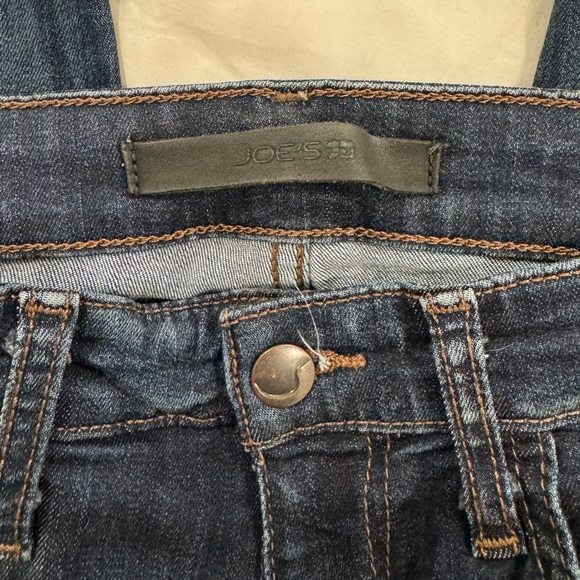 Joe’s Mid Rise Skinny Jean - Picture 3 of 4